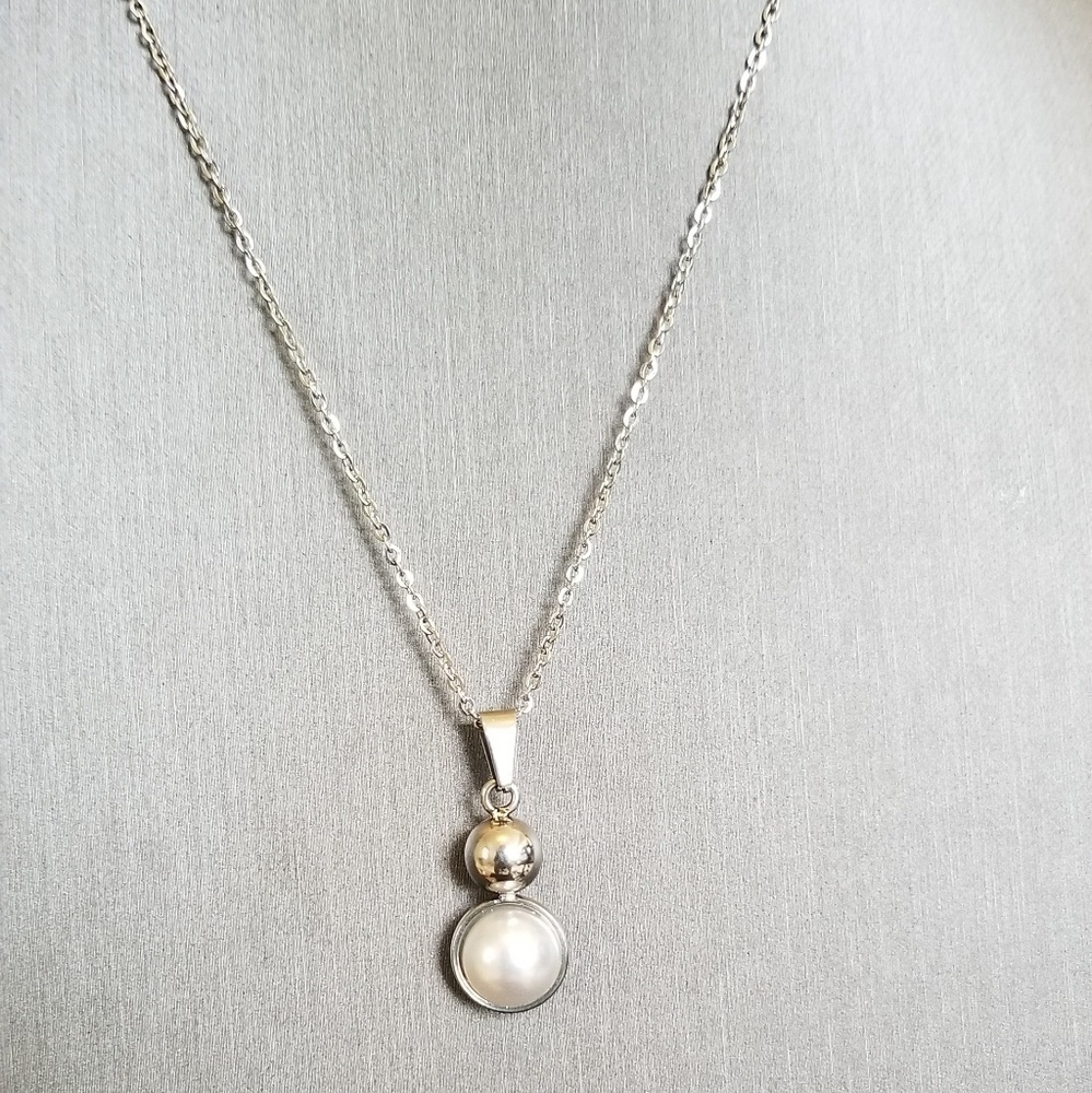 NECKLACE - Picture 4 of 4